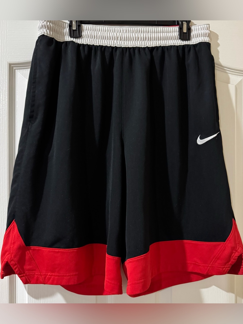 Nike Dri-fit Icon Men’s Black/Red Shorts XXL